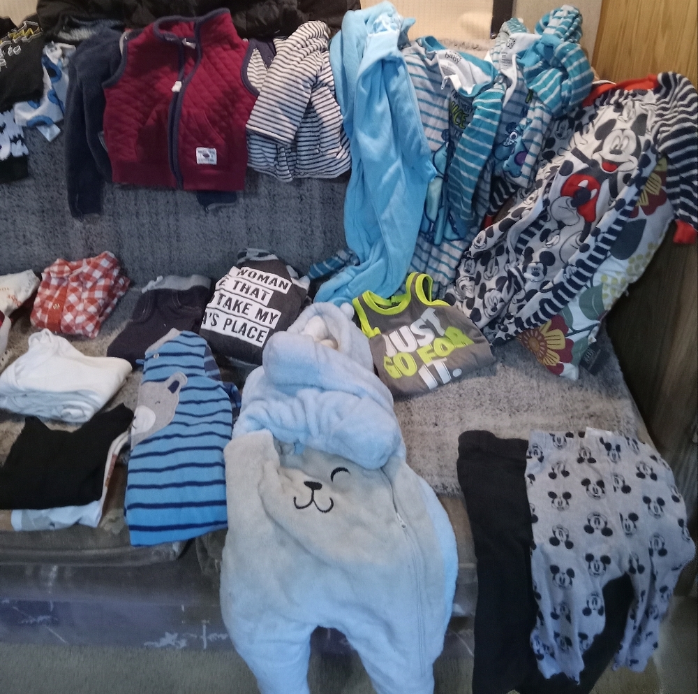 Baby/toddler clothes